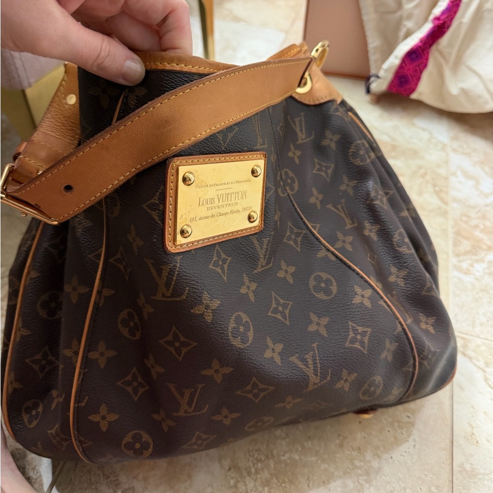 Louis Vuitton Galliera PM bag